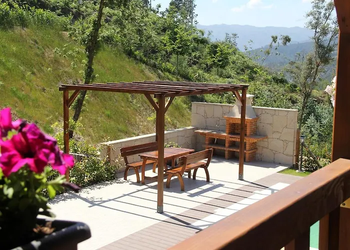 Chale De Montanha Com Lareira * فييرا دو مينهو